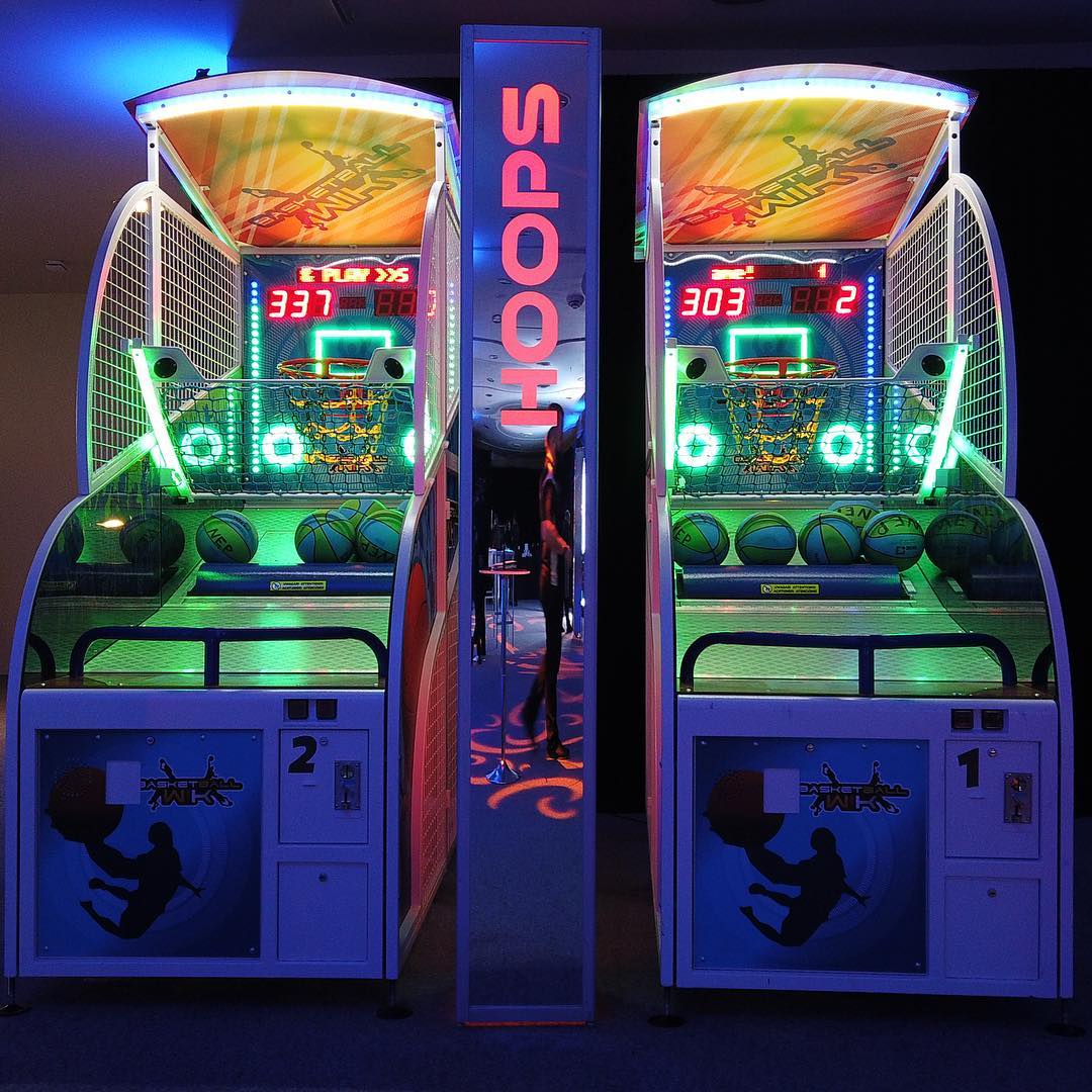 Basketball Arcade Game - Clowns Unlimited